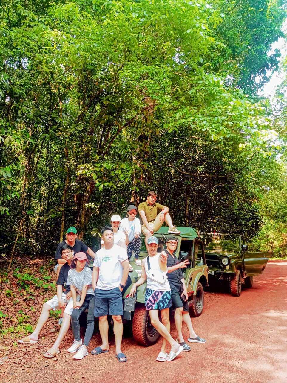 Napy's Jeep - Into the woods