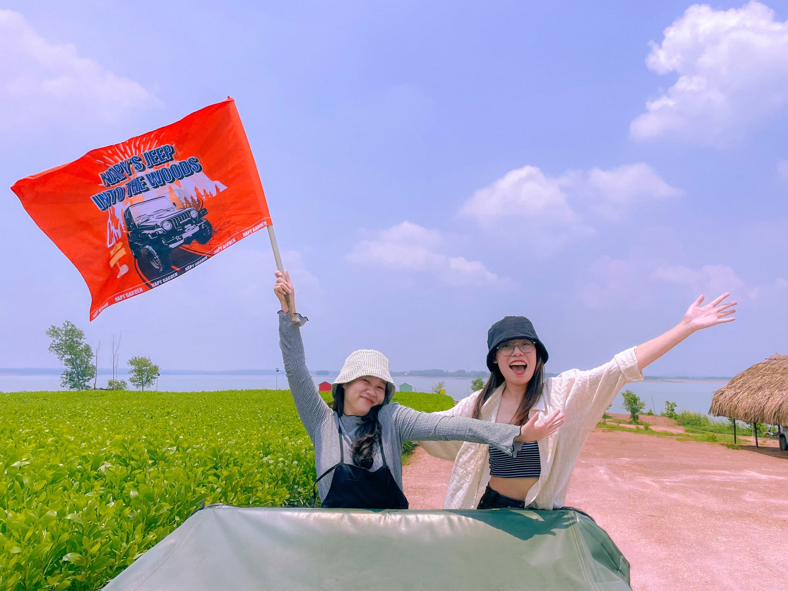 Napy's Jeep - Into the woods