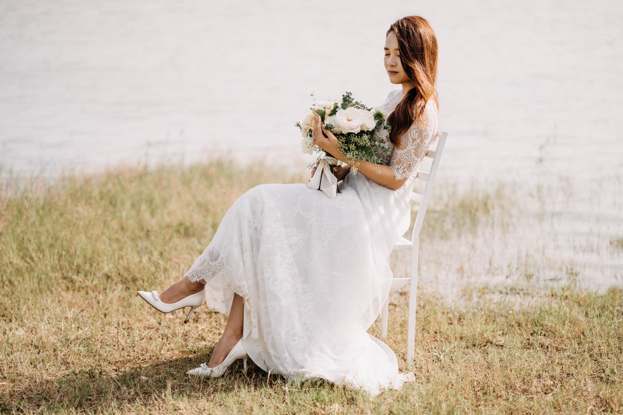 Cô dâu trong bộ váy cưới - Napy Garden